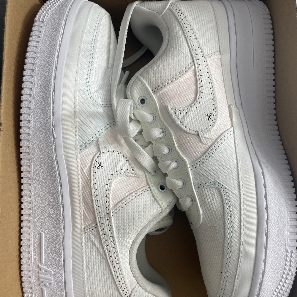 Nike Air Force 1 07 PRM